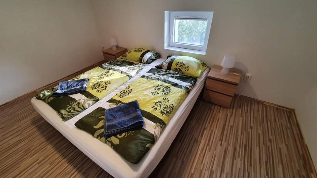 Borkuti Panzio Es Apartman Balatonszemes Exterior photo